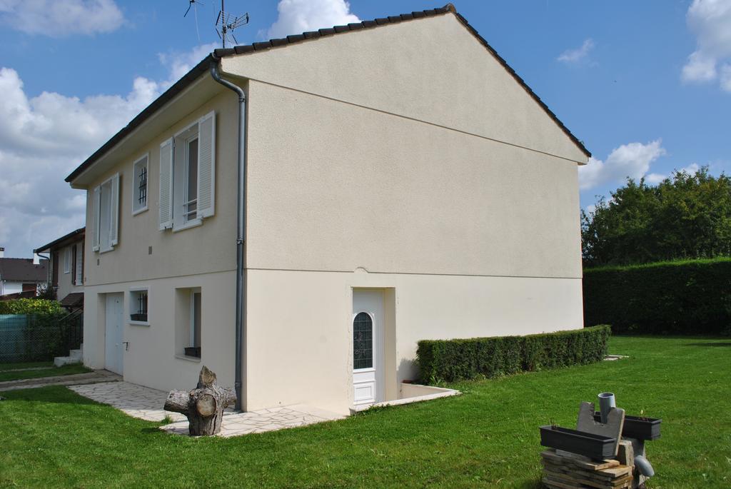 2 Bed House Near Disneyland Paris Montry Exteriér fotografie