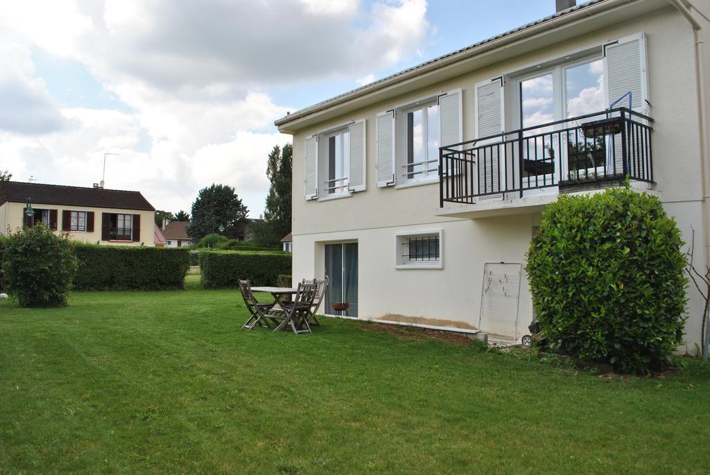 2 Bed House Near Disneyland Paris Montry Exteriér fotografie